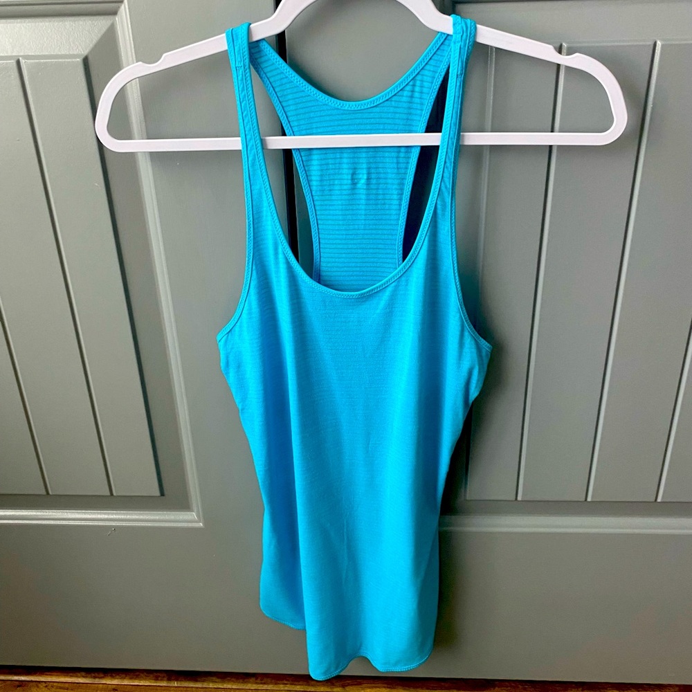 Lululemon workout tank